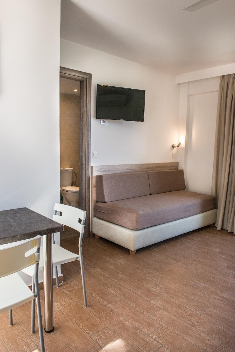 Gerona Mare Apartments 雅拉尼奥 外观 照片
