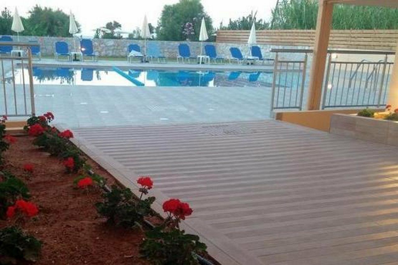 Gerona Mare Apartments 雅拉尼奥 外观 照片