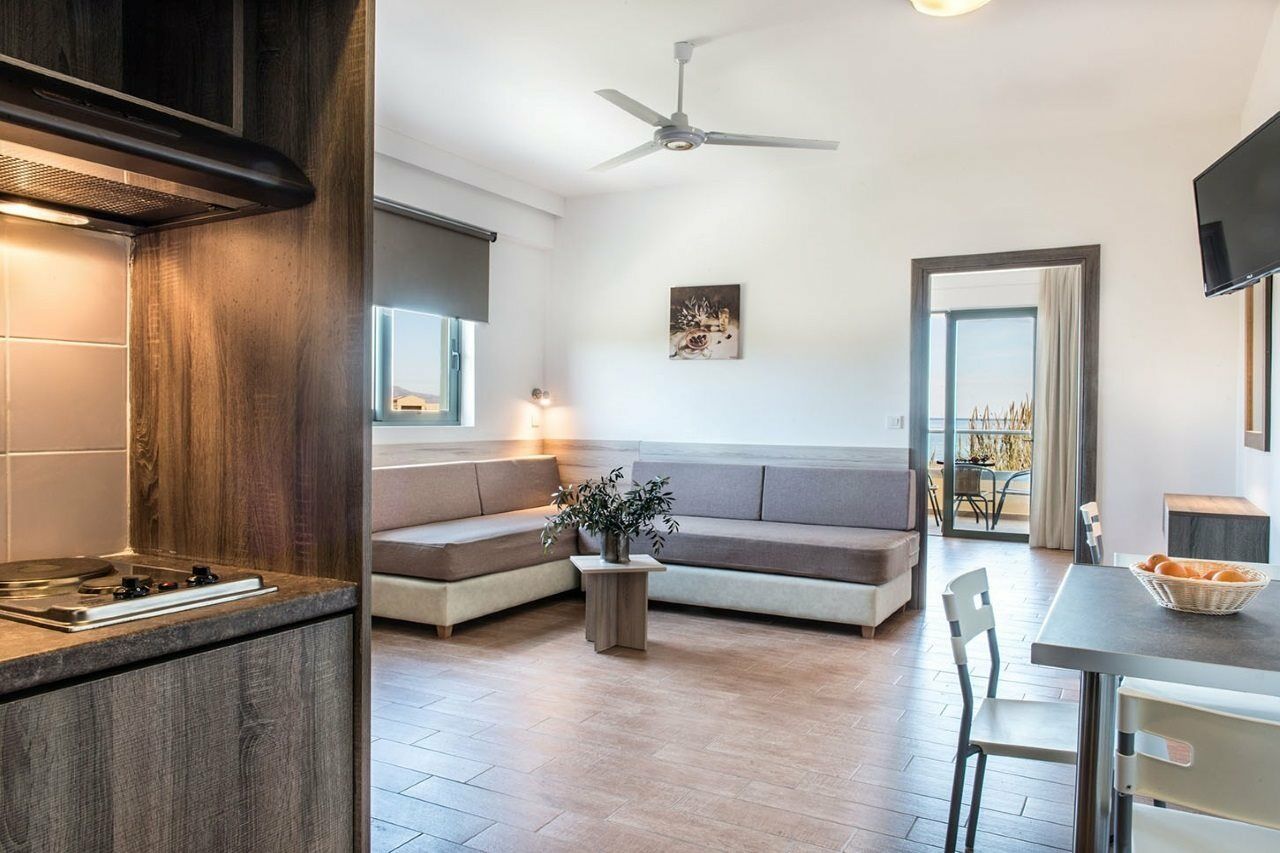 Gerona Mare Apartments 雅拉尼奥 外观 照片
